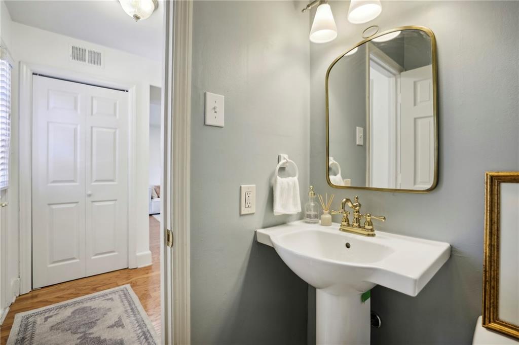 4101 Club Drive Unit 1