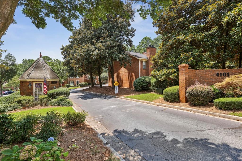 4101 Club Drive Unit 1