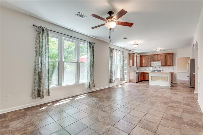 2702 Glenrose Hill