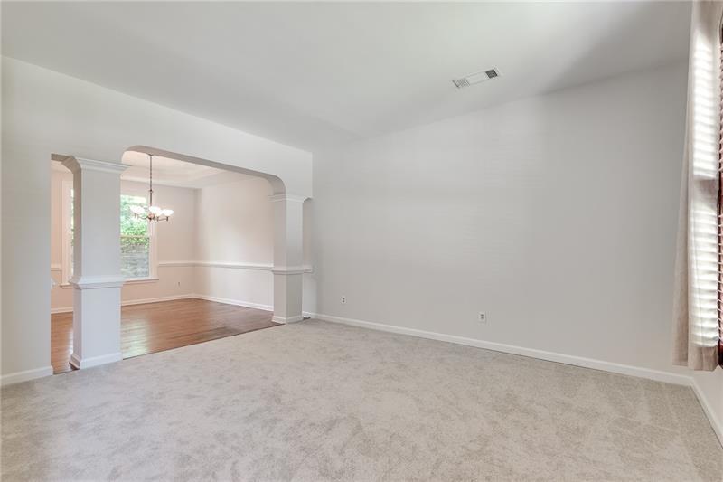 2702 Glenrose Hill