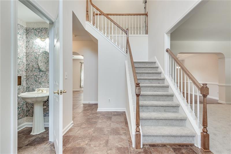 2702 Glenrose Hill