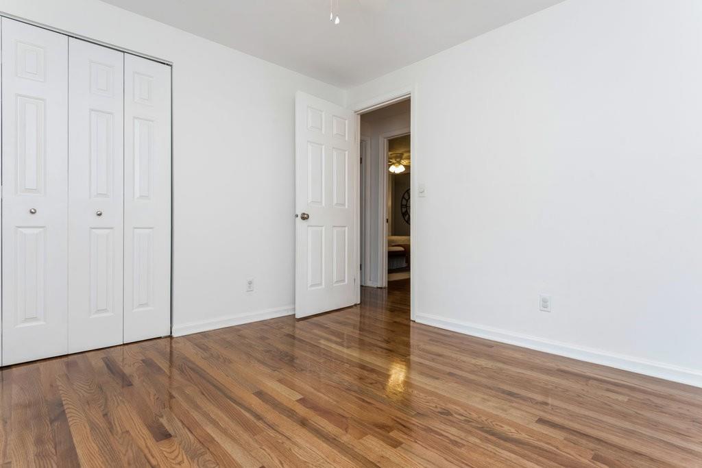 1215 Taylor Oaks Drive