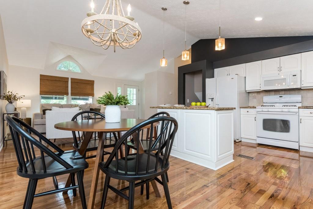 1215 Taylor Oaks Drive
