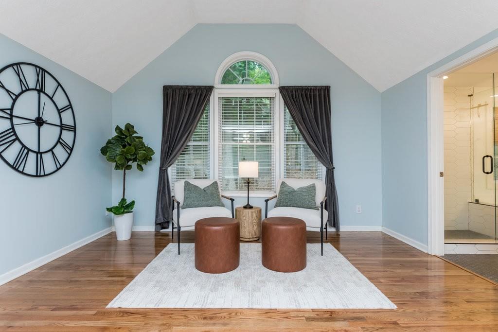 1215 Taylor Oaks Drive