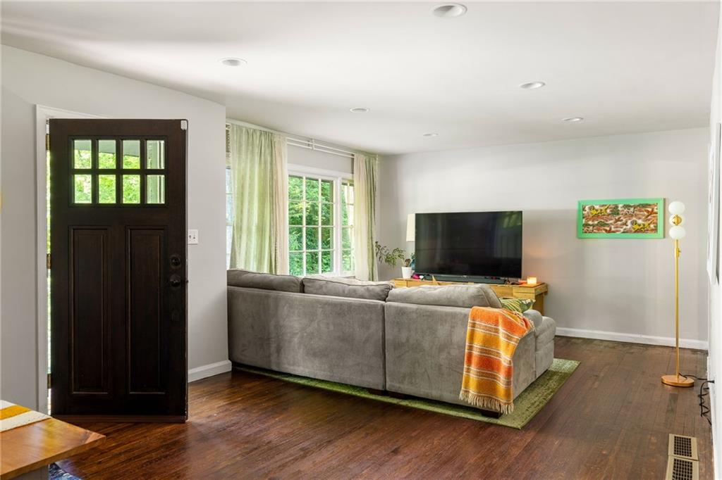 2235 Beecher Circle SW