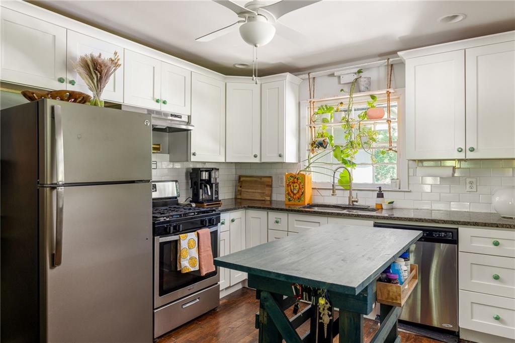 2235 Beecher Circle SW