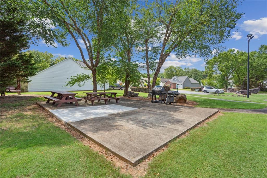 1322 Yorkshire Lane
