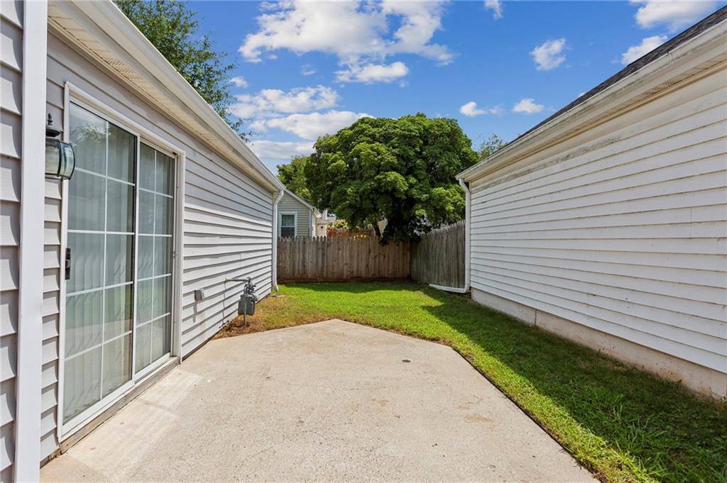1322 Yorkshire Lane