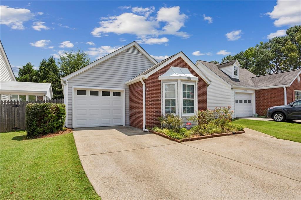 1322 Yorkshire Lane