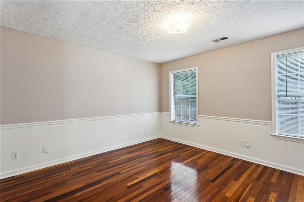 1322 Yorkshire Lane