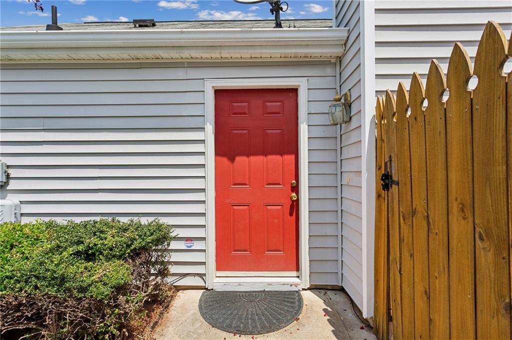 1322 Yorkshire Lane