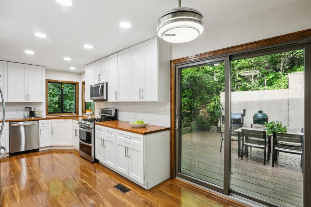 94 Skyland Drive