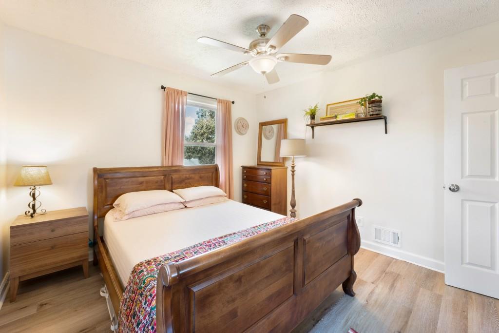 1086 Azalea Circle