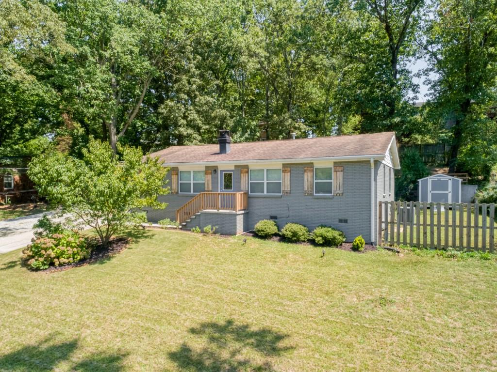 1086 Azalea Circle