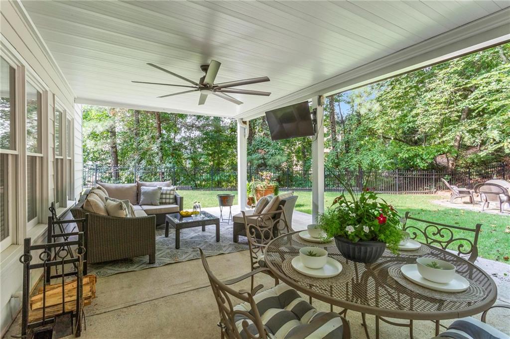 225 Glen Royal Court