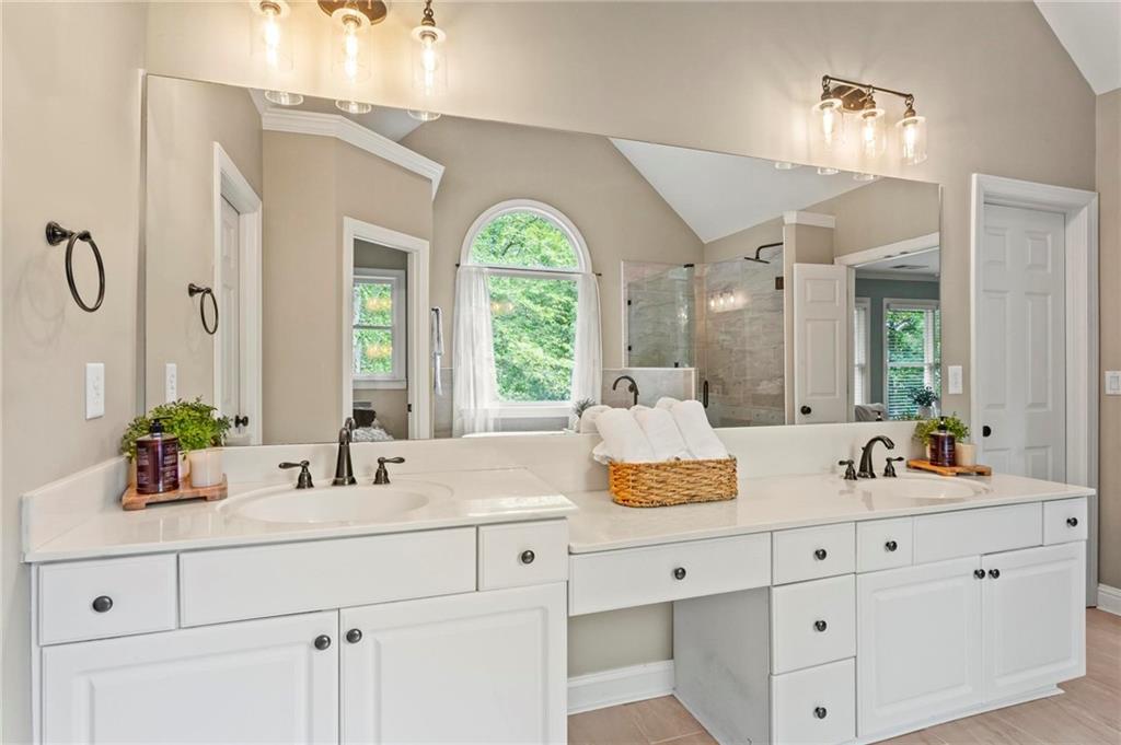 225 Glen Royal Court