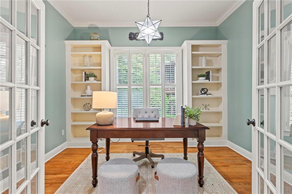 225 Glen Royal Court