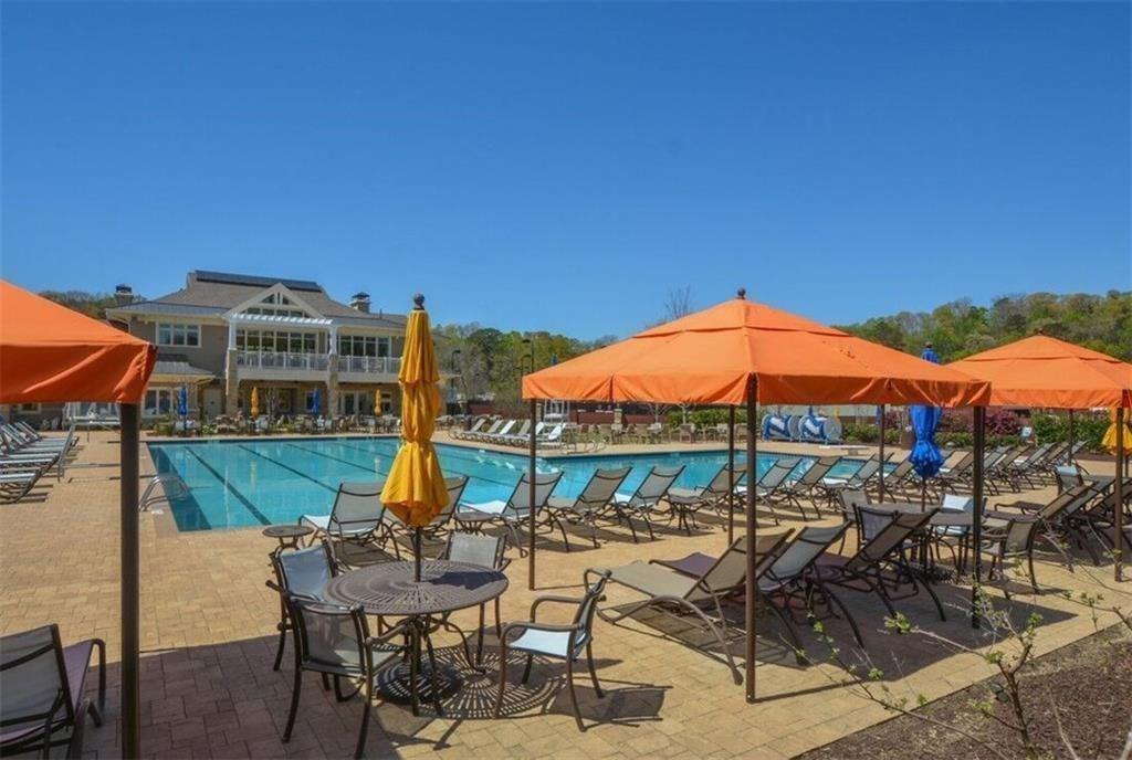 225 Glen Royal Court