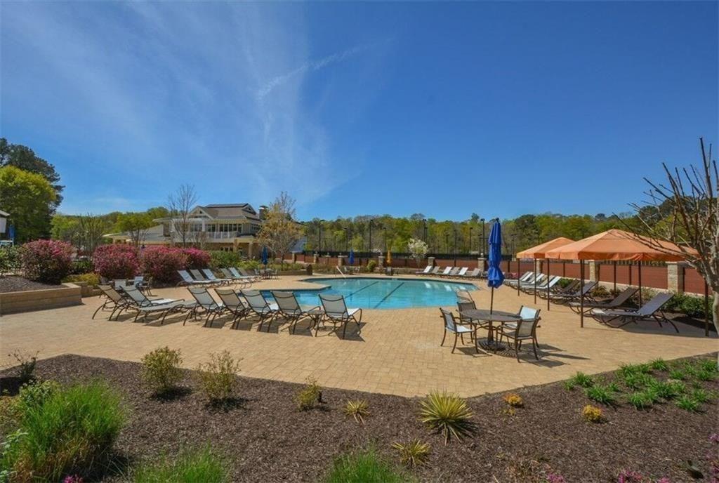 225 Glen Royal Court