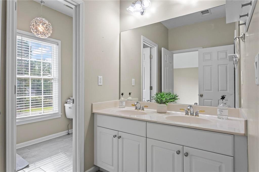 225 Glen Royal Court