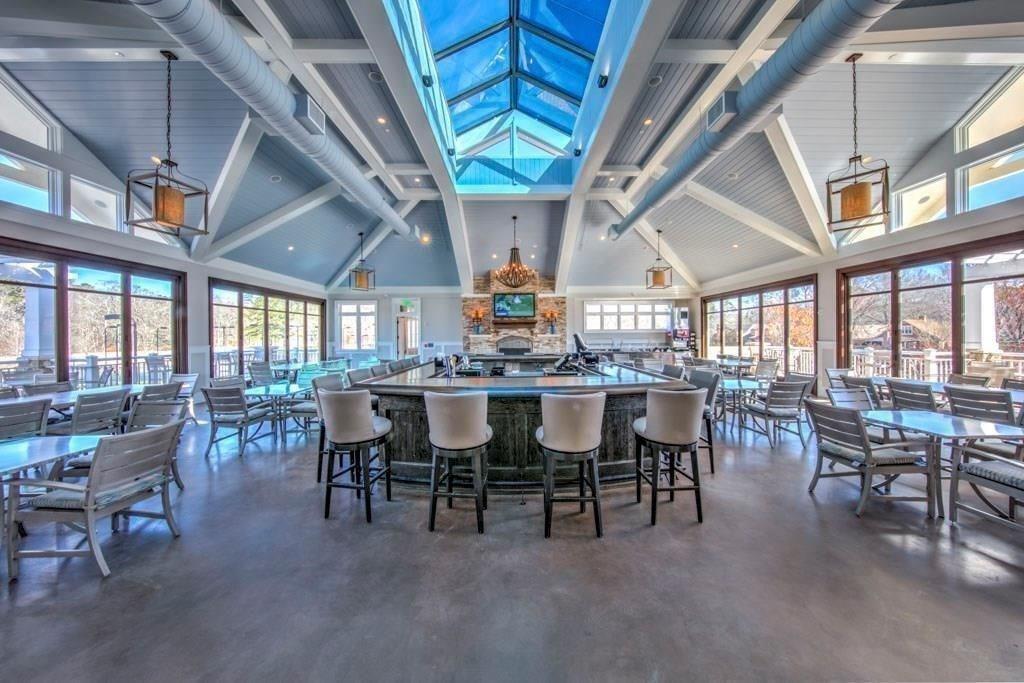 225 Glen Royal Court