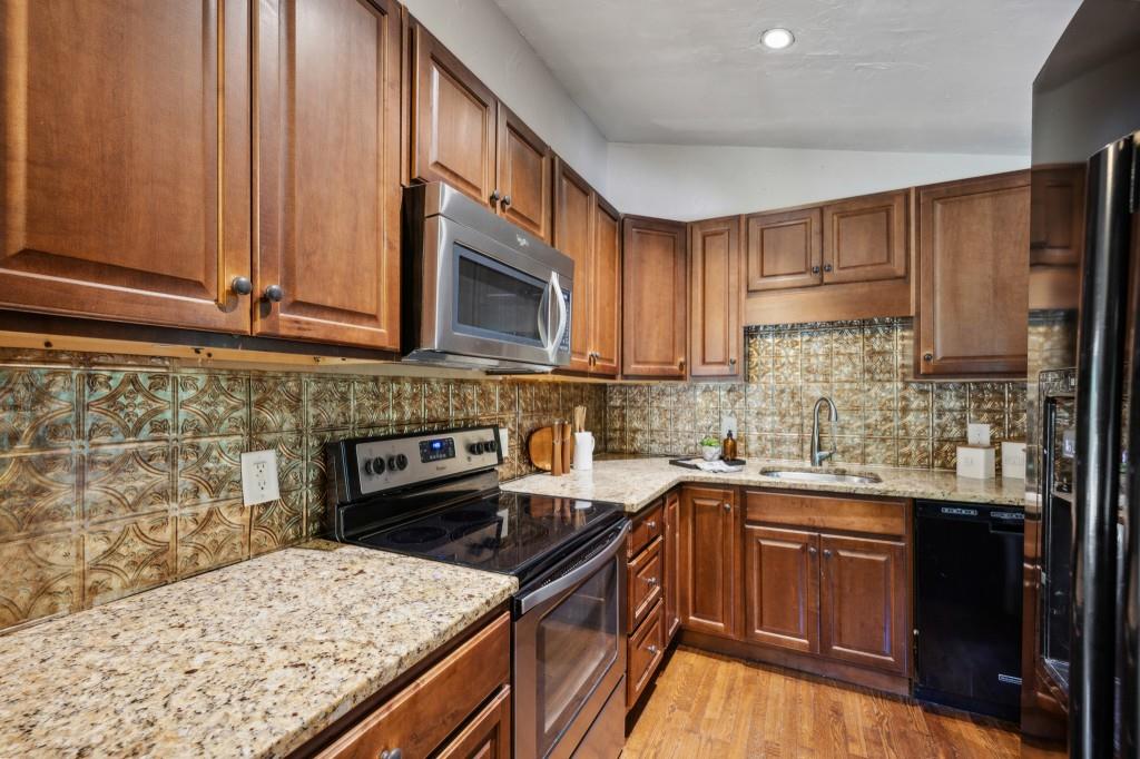 1349 Skylark Drive