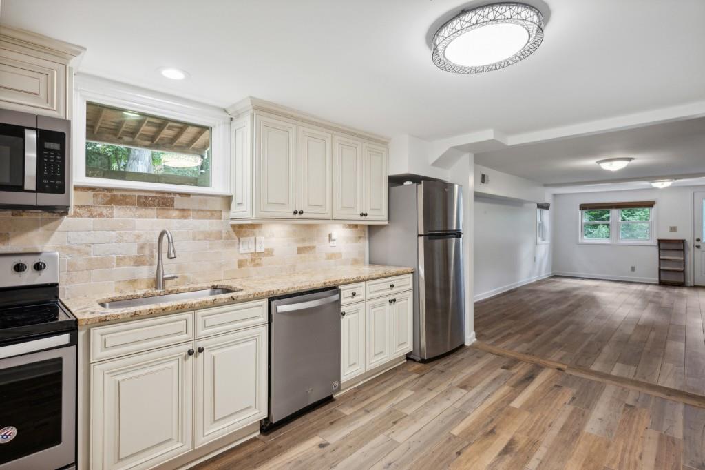 1349 Skylark Drive