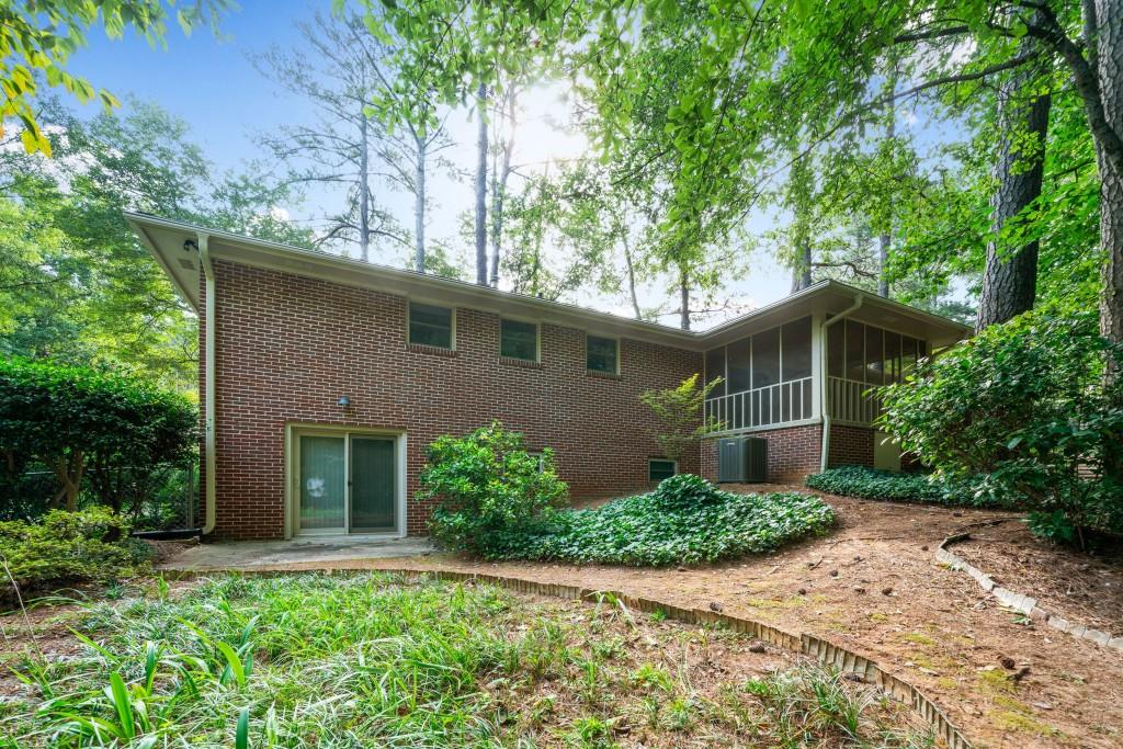 1972 Aspen Drive