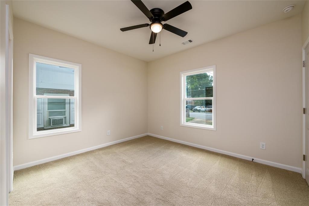 416 Lynnhaven Drive SW