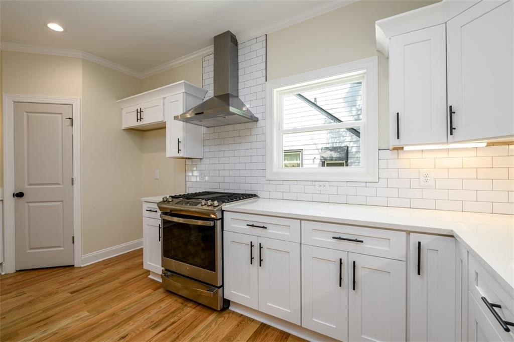 416 Lynnhaven Drive SW