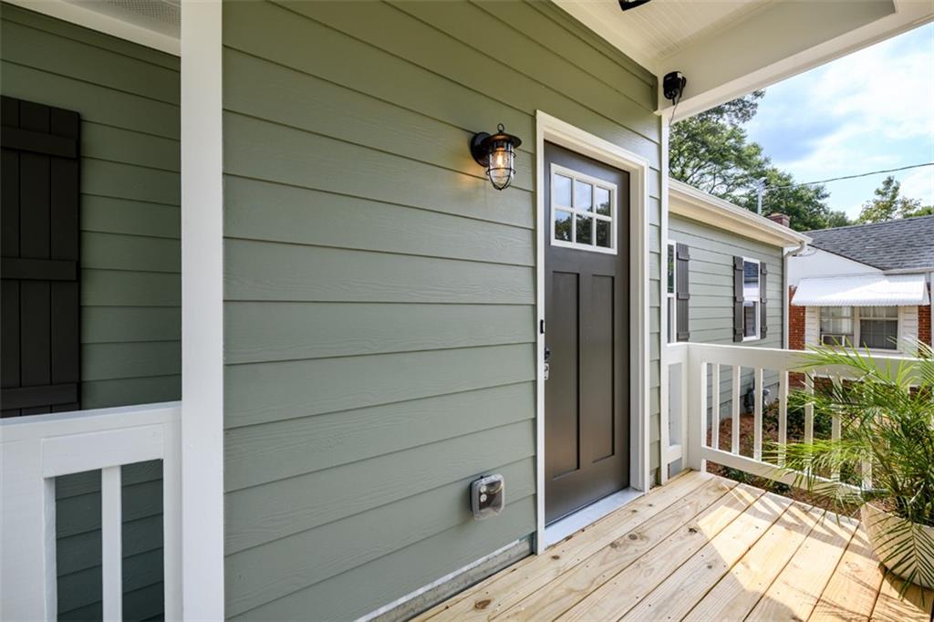416 Lynnhaven Drive SW