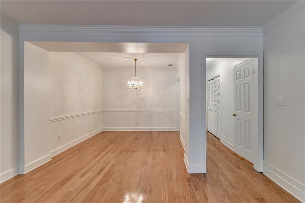7500 Roswell Road Unit 65
