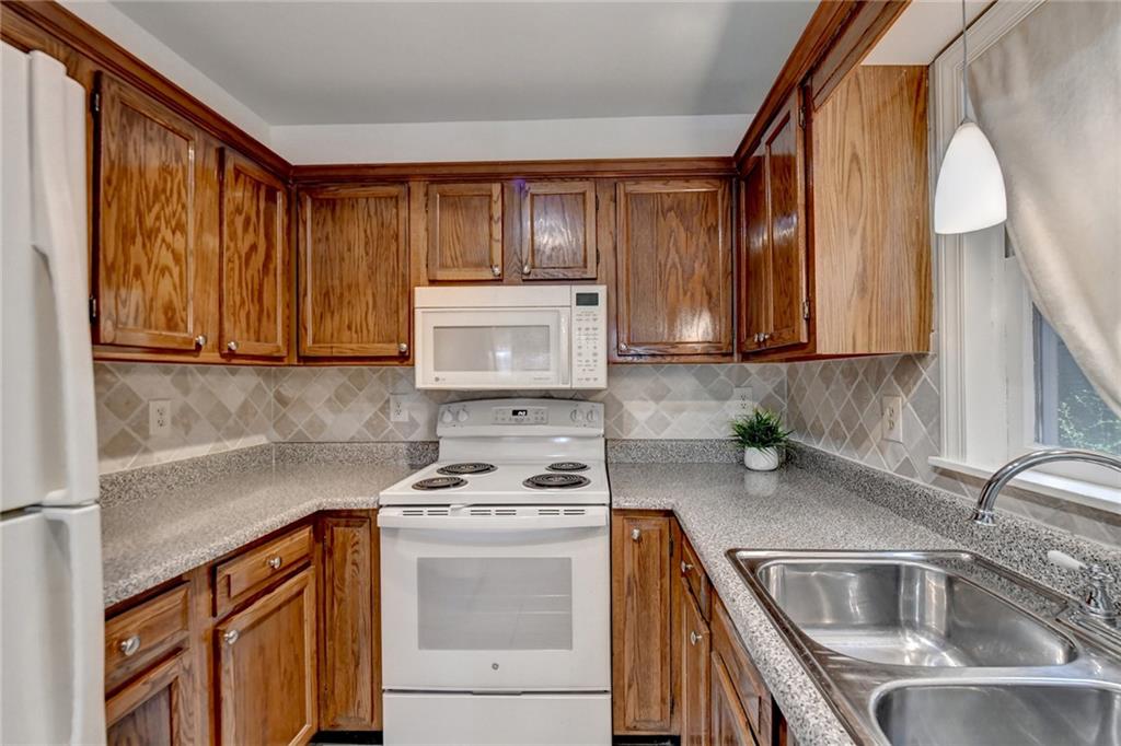 7500 Roswell Road Unit 65