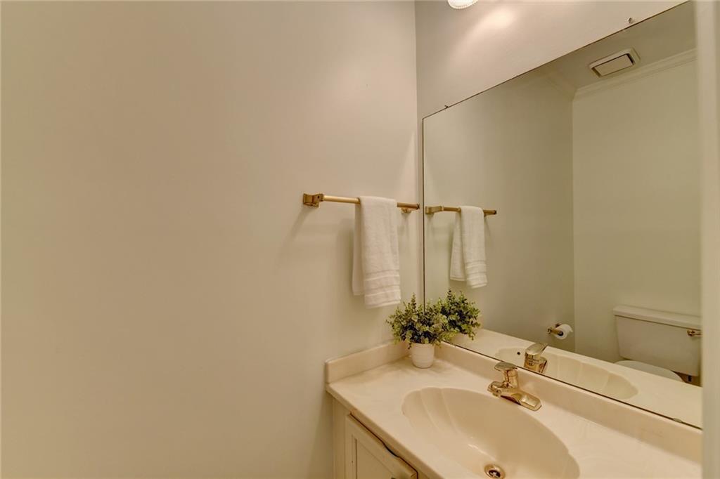 7500 Roswell Road Unit 65