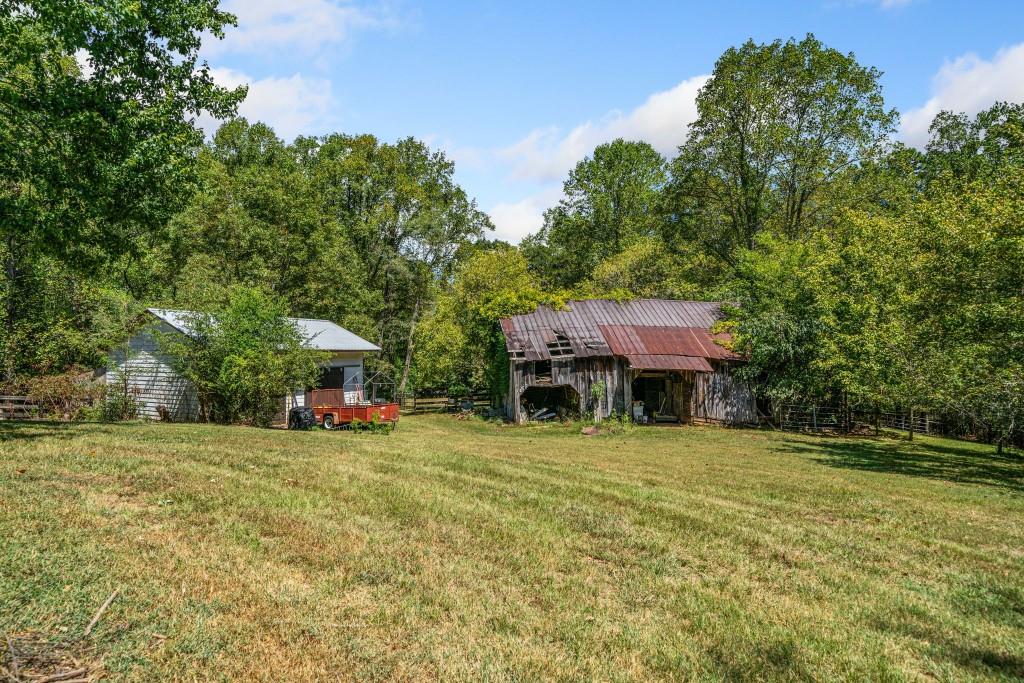 1847 Hardman Lane