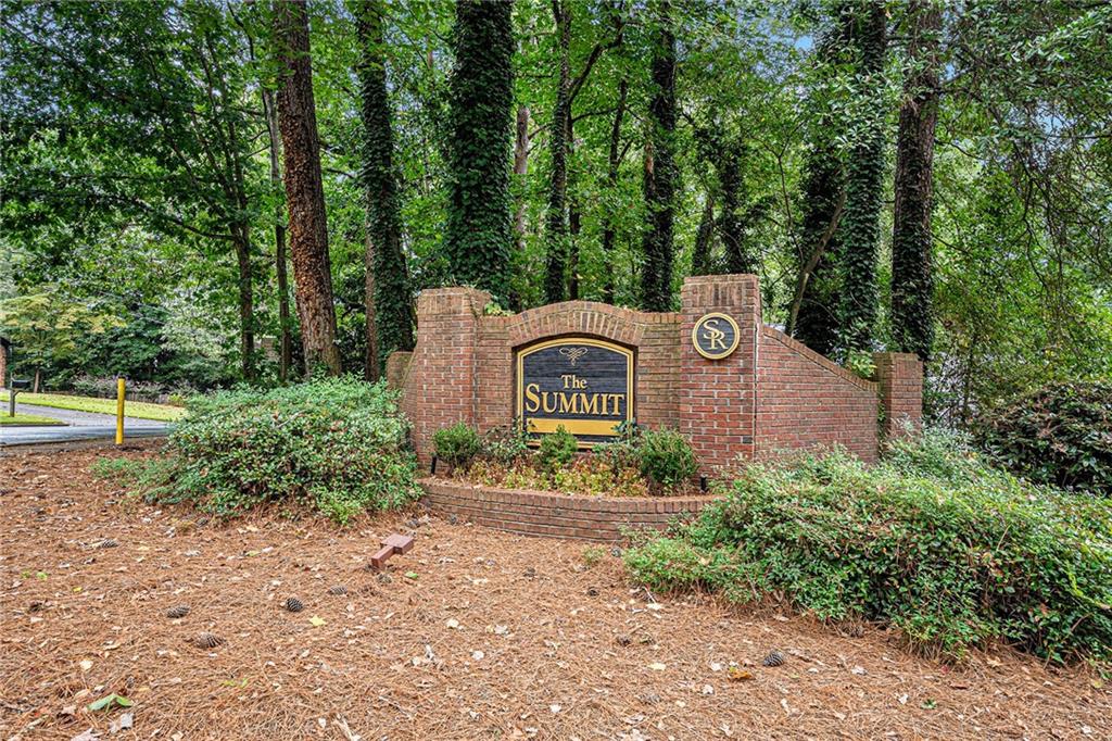 1720 TILLING Way