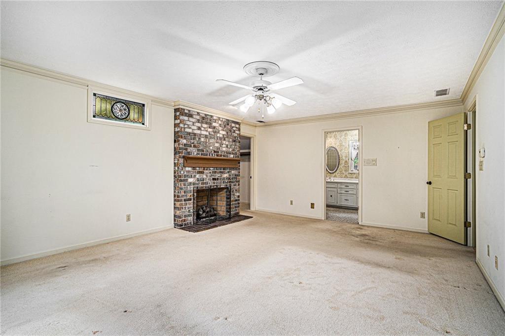 1720 TILLING Way