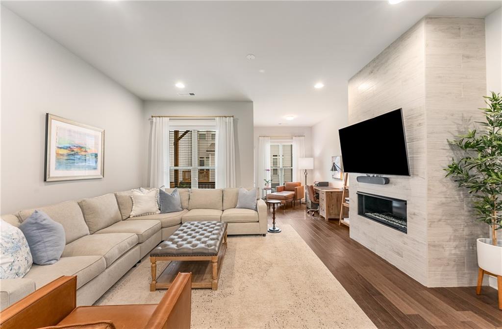 4334 Parkside Place