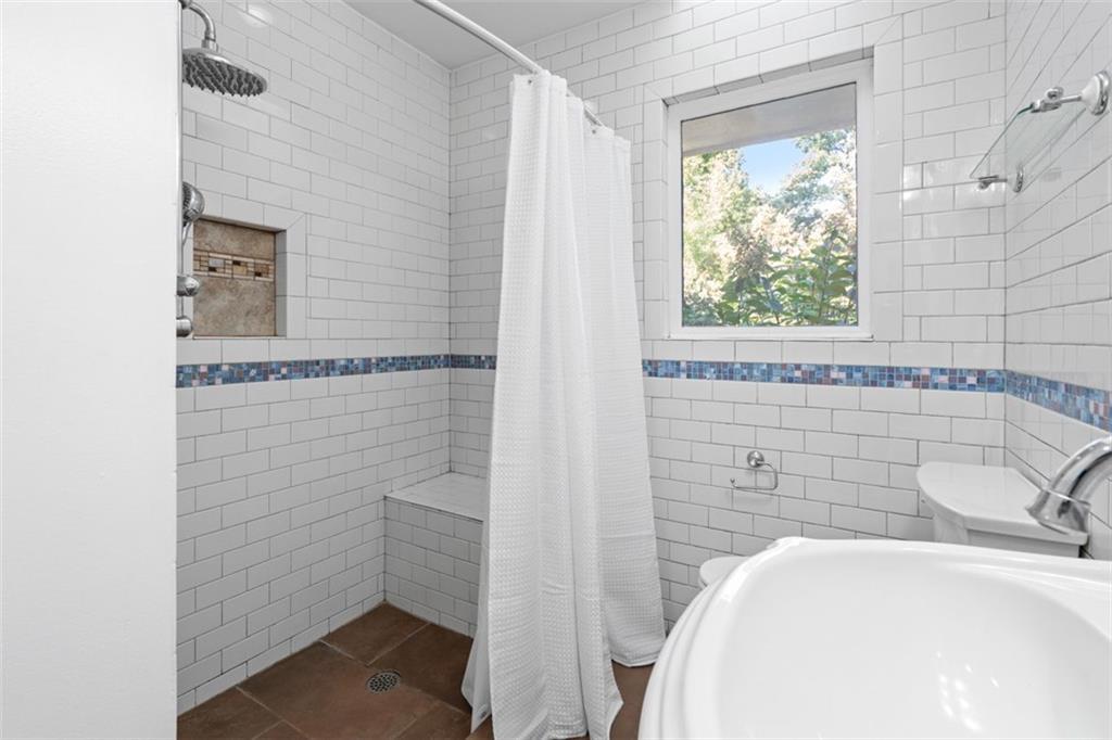 1678 Stanwyck Terrace