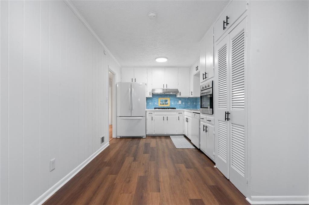 1678 Stanwyck Terrace