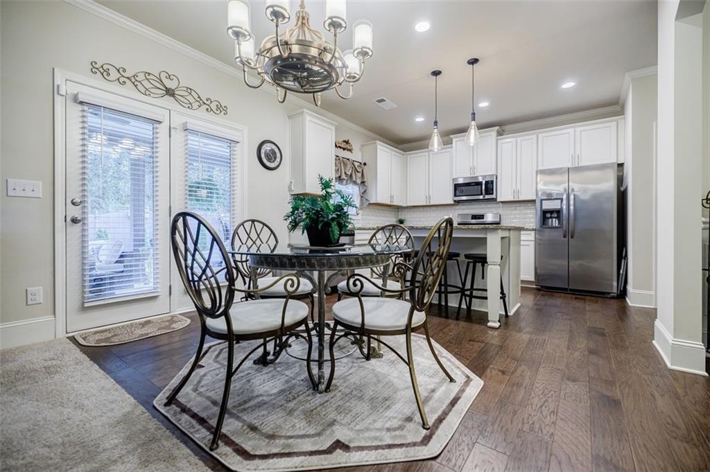 4210 Cordova Lane
