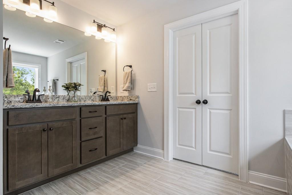 7570 Sunridge
