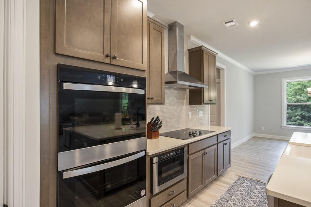 7570 Sunridge