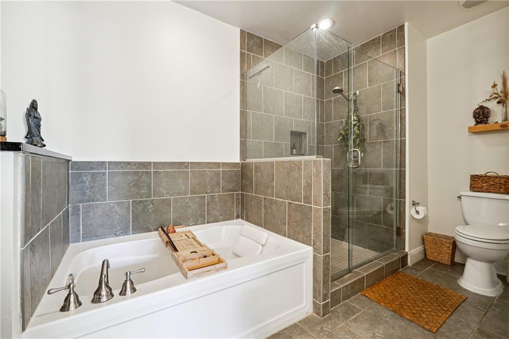 201 W Ponce De Leon Avenue Unit 42