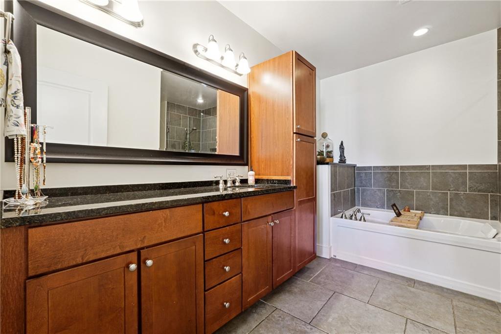 201 W Ponce De Leon Avenue Unit 42