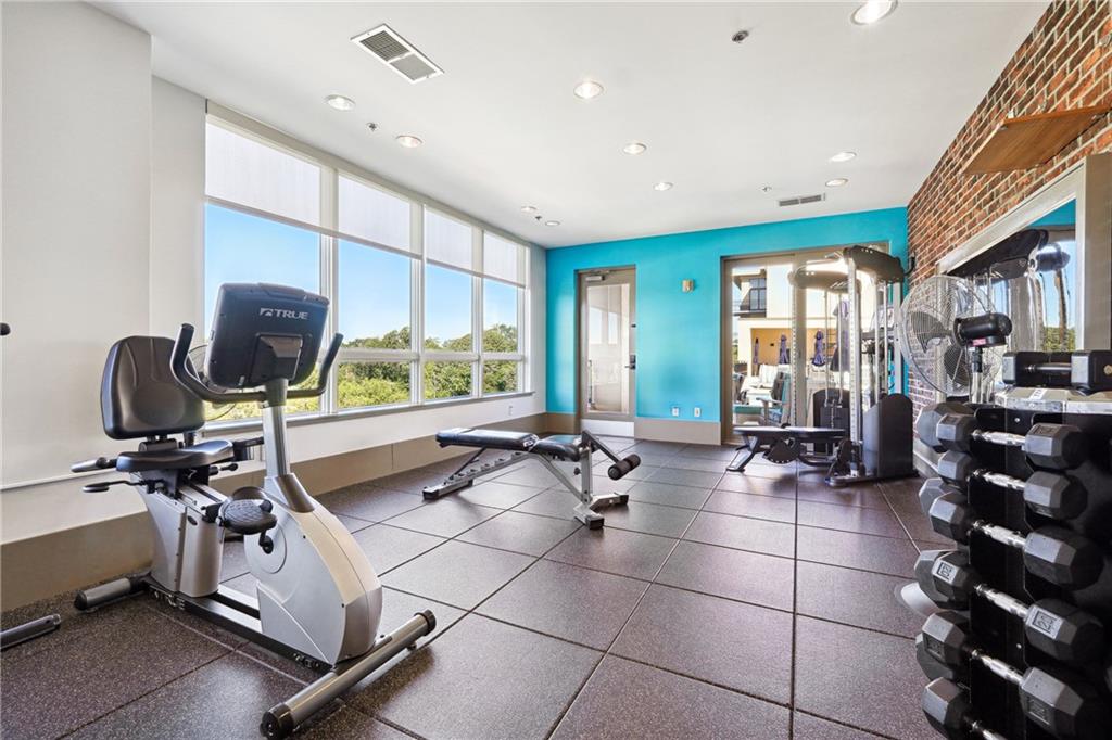 201 W Ponce De Leon Avenue Unit 42