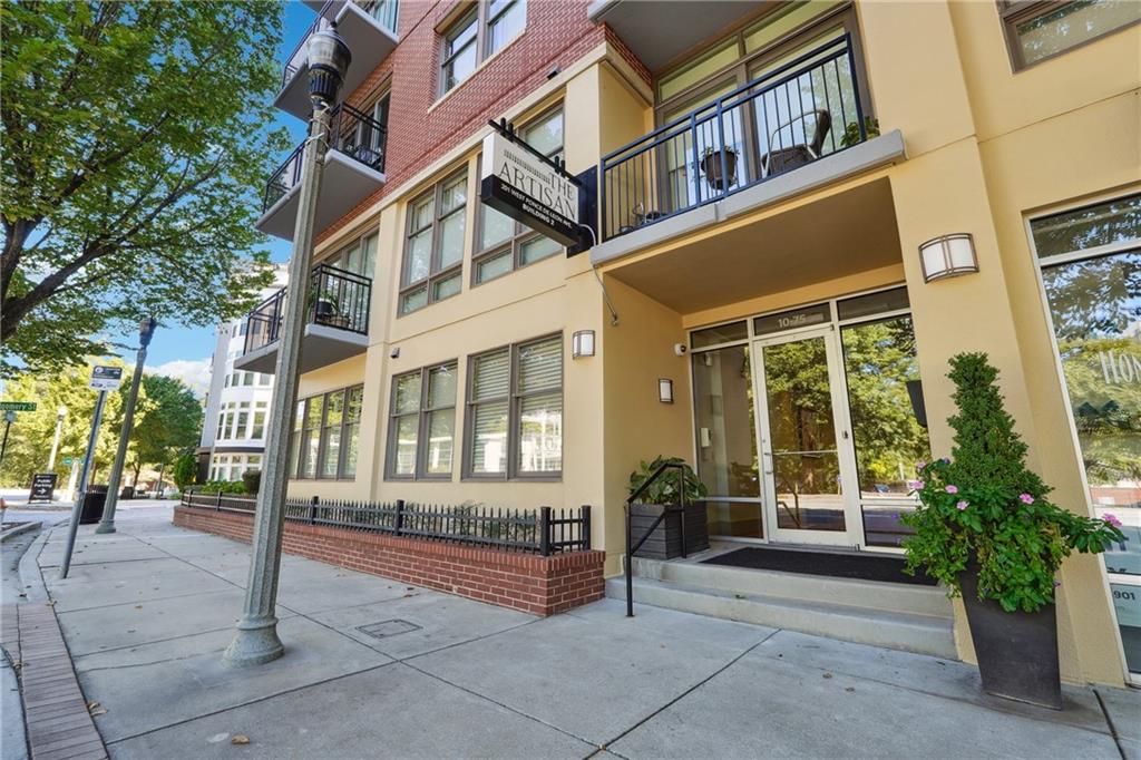 201 W Ponce De Leon Avenue Unit 42