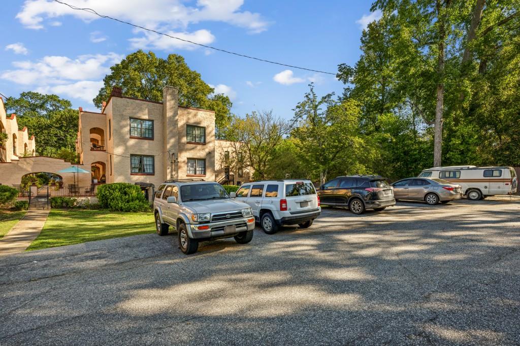 301 Avenue SE Unit 1