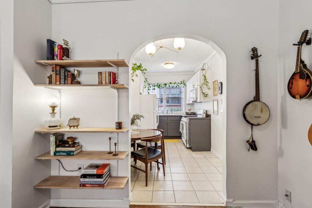 301 Avenue SE Unit 1