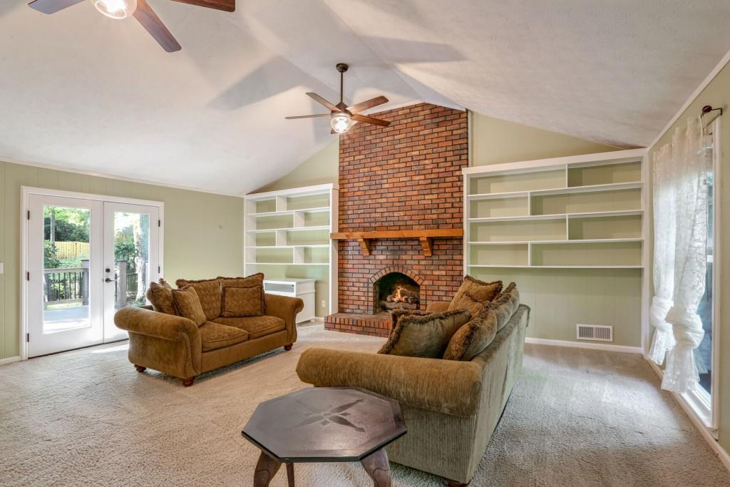 4624 Mountain Creek Drive